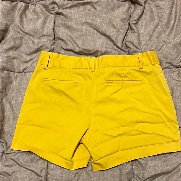 Banana Republic Yellow Bermuda Shorts Cotton Blend - Picture 6 of 13